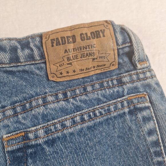 Faded Glory Women’s Blue Medium Wash Jeans. Size 14 - Picture 4 of 6